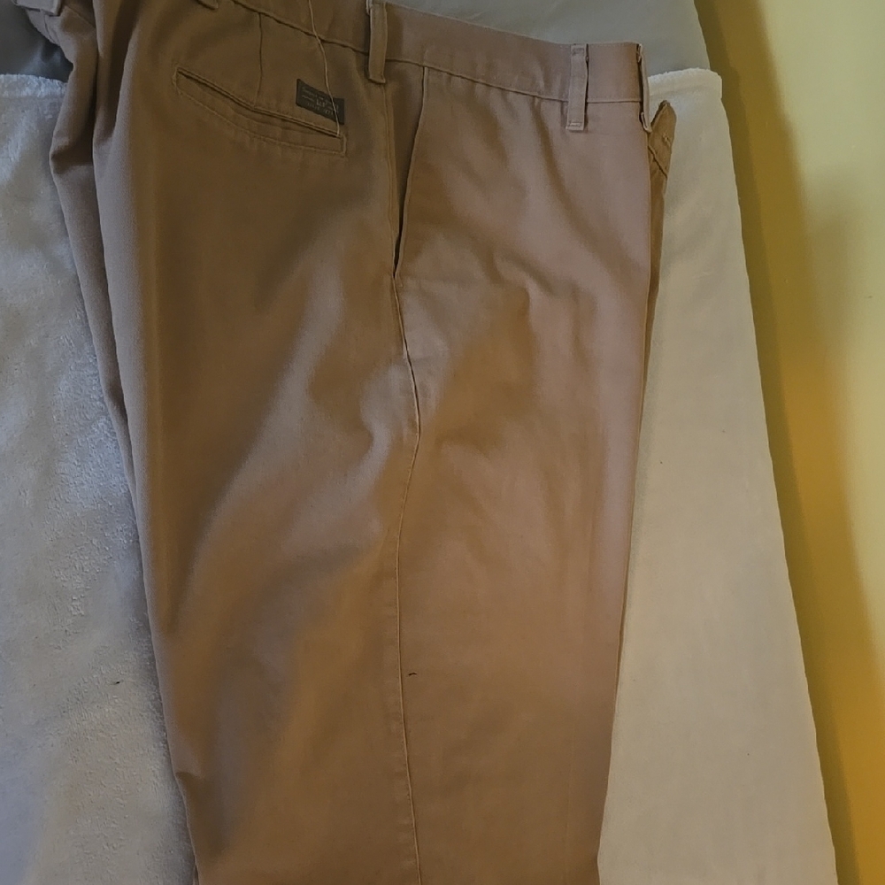 Men's Tan Pants